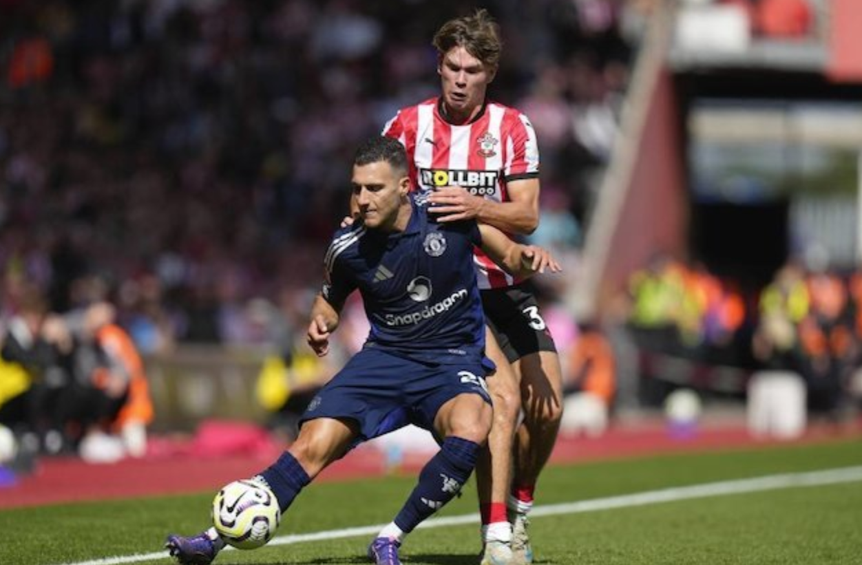 (c) AP Photo/Alastair Grant